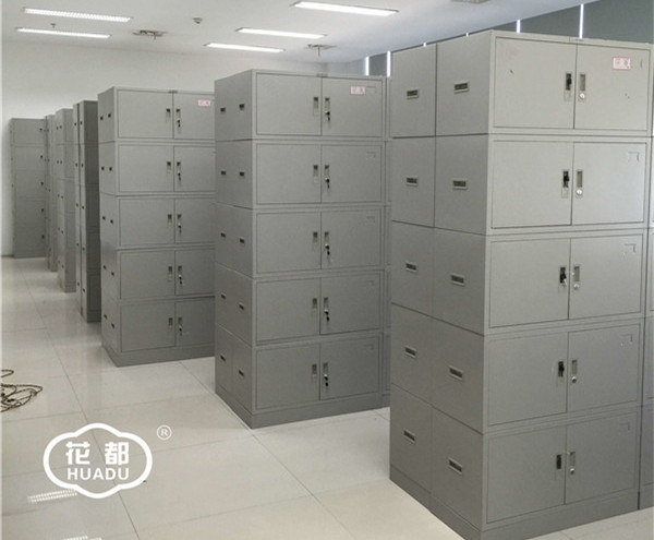 洛陽花都集團(tuán)告訴你，選購辦公用五節(jié)鐵皮柜之前需要注意什么？